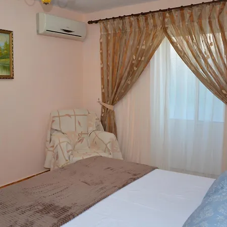 Ana Apartment Gjirokaster