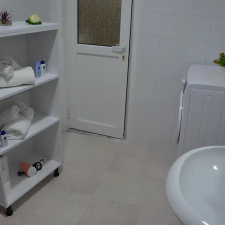 Apartment Ana *